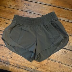 Lululemon shorts army green
